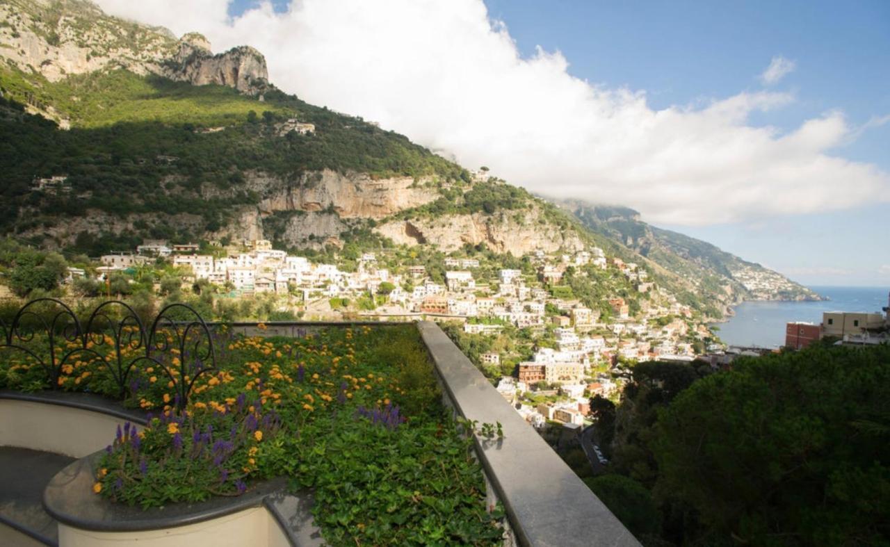 Le Super Suite Del Domina Royal Positano Bagian luar foto