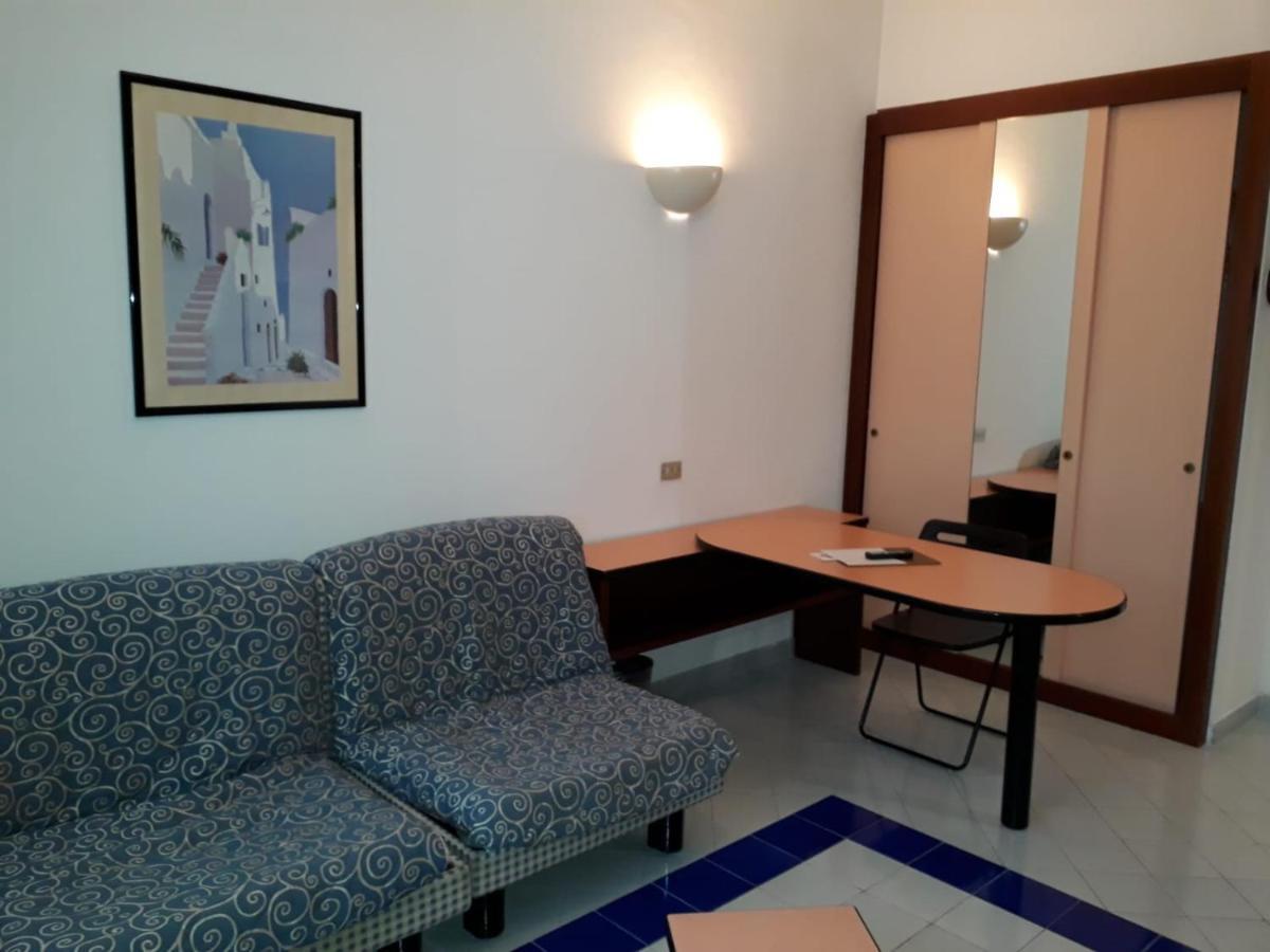 Le Super Suite Del Domina Royal Positano Bagian luar foto