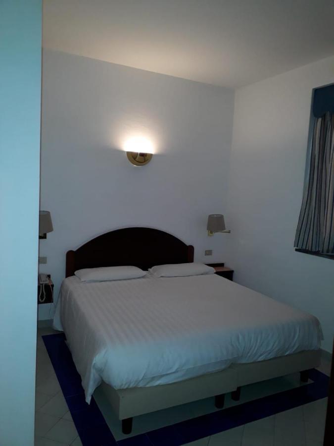 Le Super Suite Del Domina Royal Positano Bagian luar foto